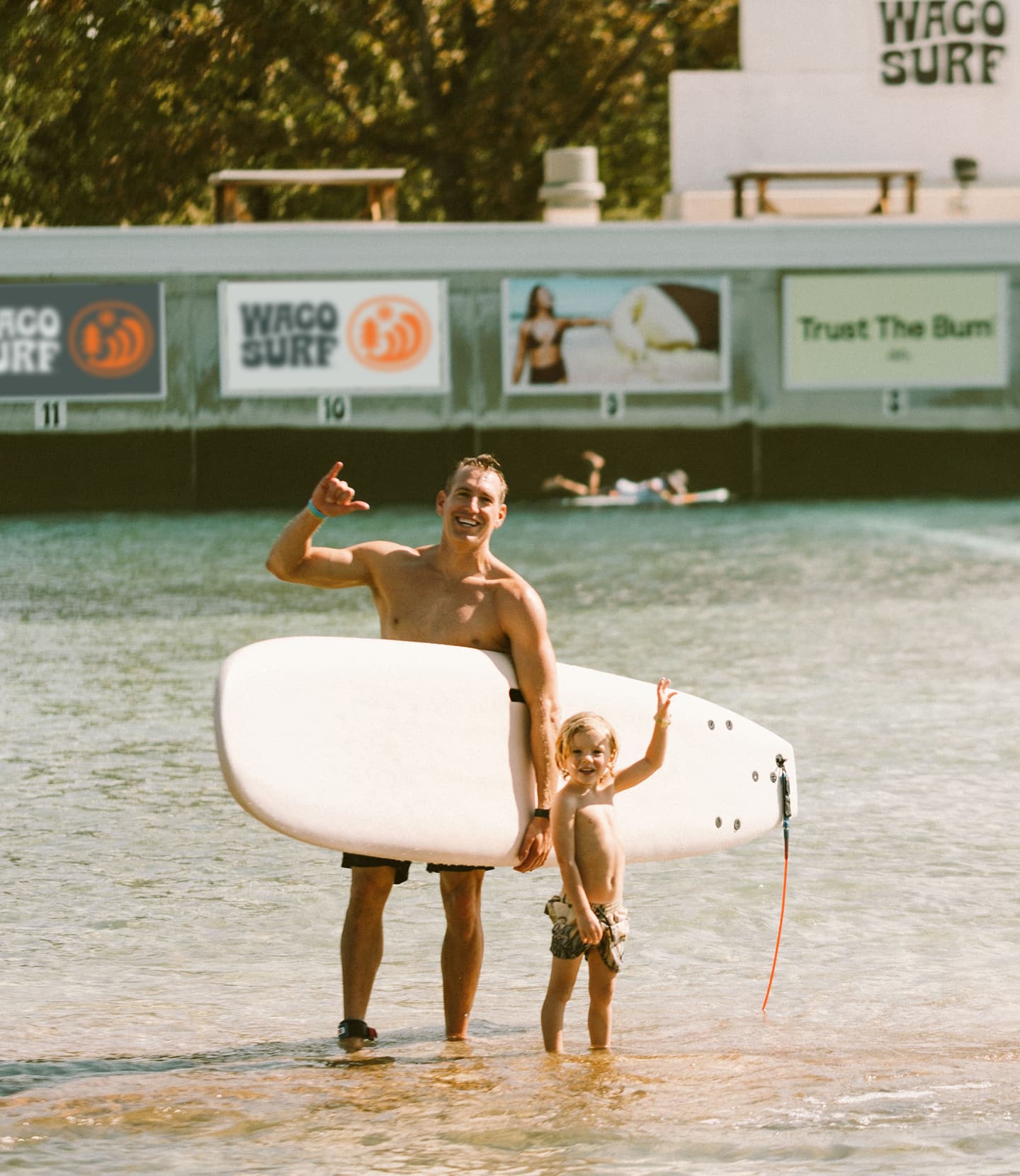 Waco Surf冲浪体验